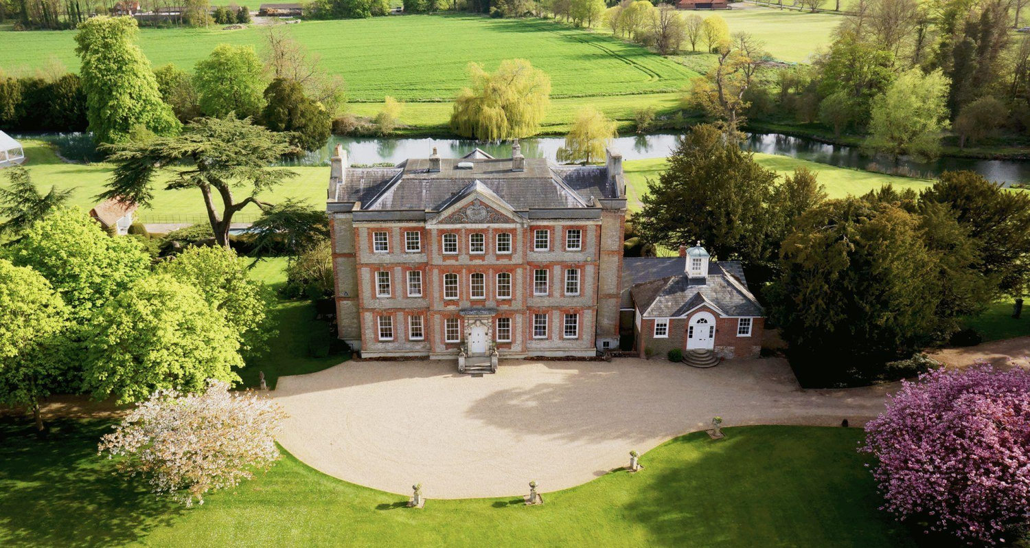 The Wedding Website of Zoe Berger and Joe Bamford