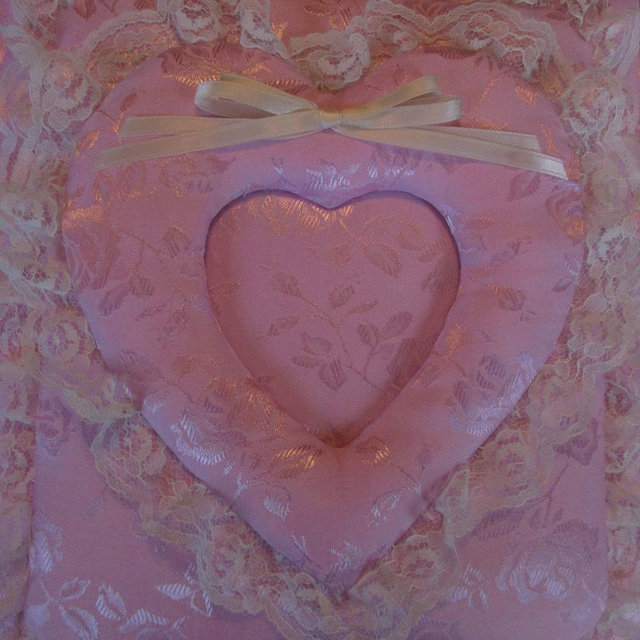 Wedding / Anniversary HEART PHOTO FRAME Pink Brocade Fabric Photo Album / Scrapbook Ivory
