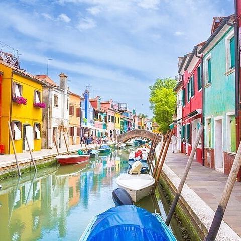 Explore Burano and Murano