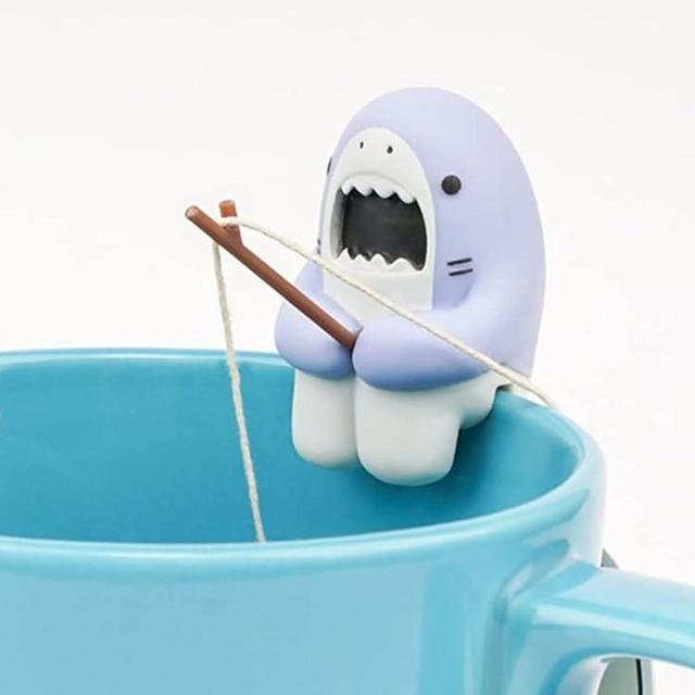 Creative Shark Shape Tea Infuser, Loose Leaf Tea Strainer, Funny Animal Shaped Tea Filter for Tea Drinkers Shark Accessories Tea Accessory
