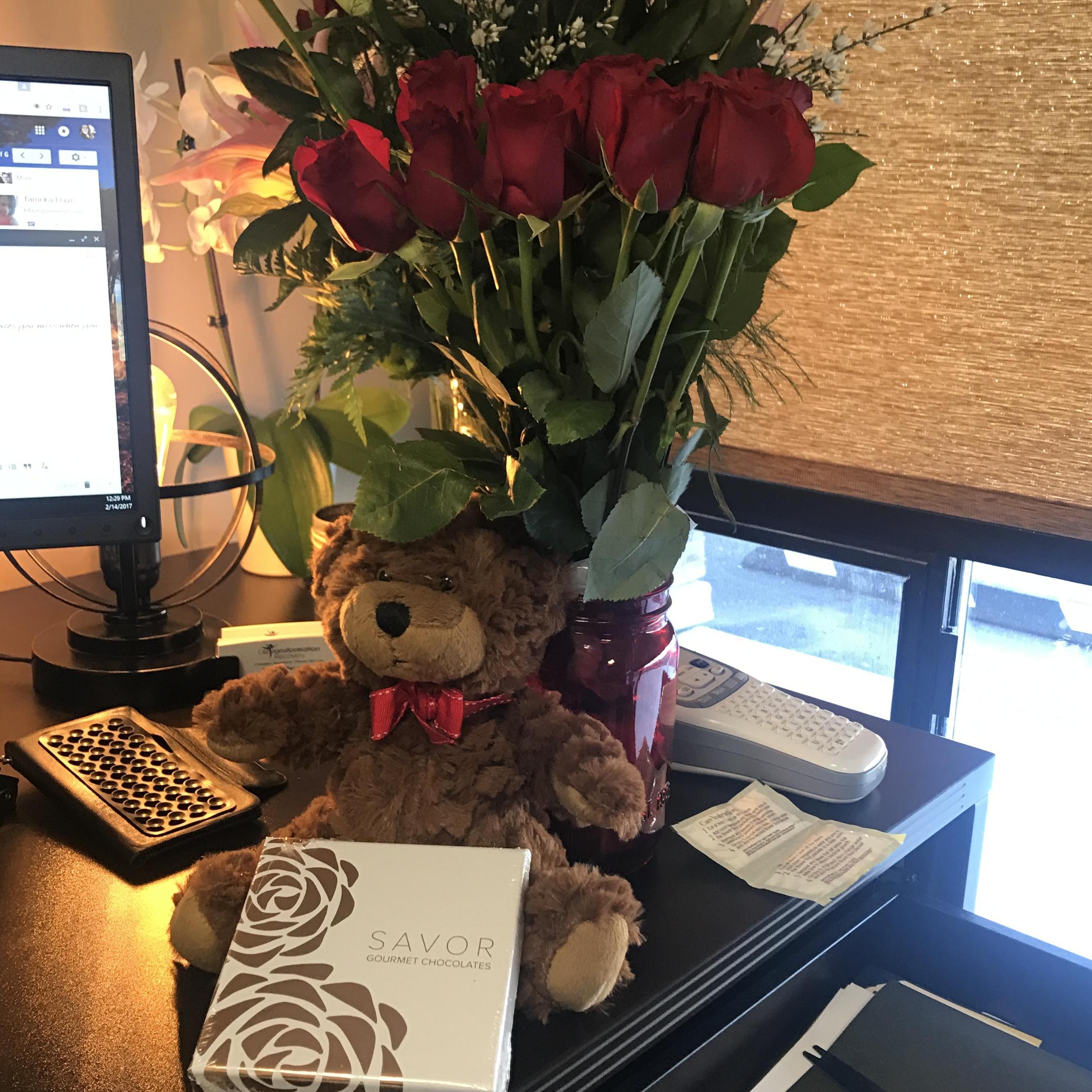 First V-Day dating- David got me two bouquets because he couldn't decide!!LOL 
Not to mention he topped it off with dinner and a poem that he had written!!!!!!!!!!