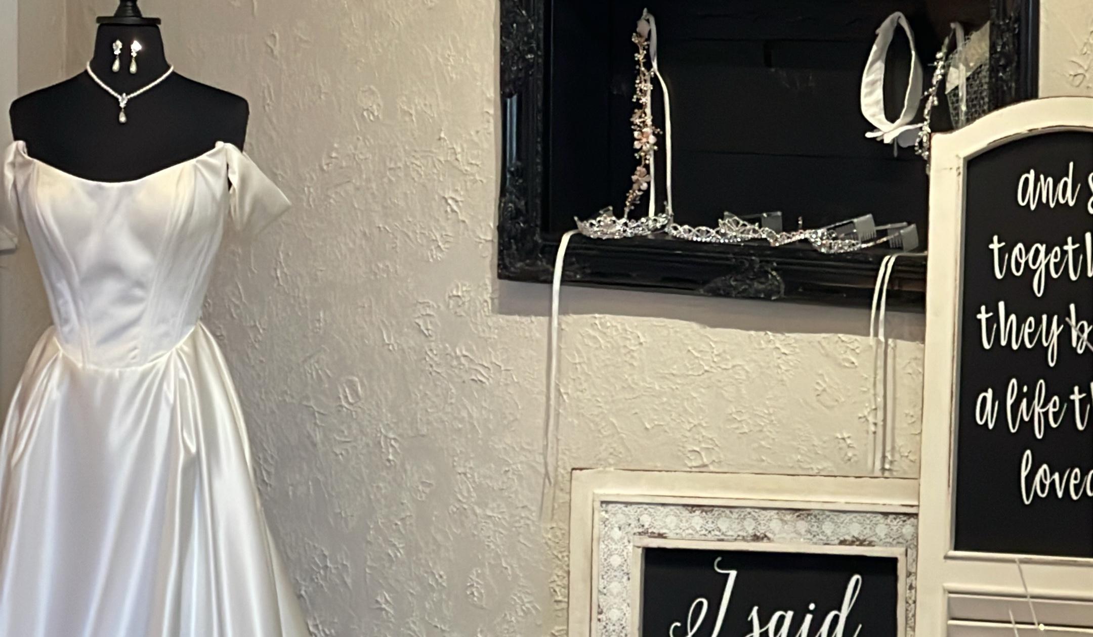 The Wedding Website of Rayshaunnon Claleson and Erick Rodriguez