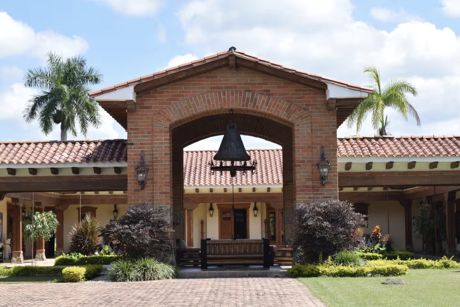 The Wedding Website of Maria Camila Llano Uribe and Mario Andrés Cuadros Salcedo