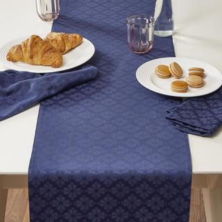 Spade Flower Runner