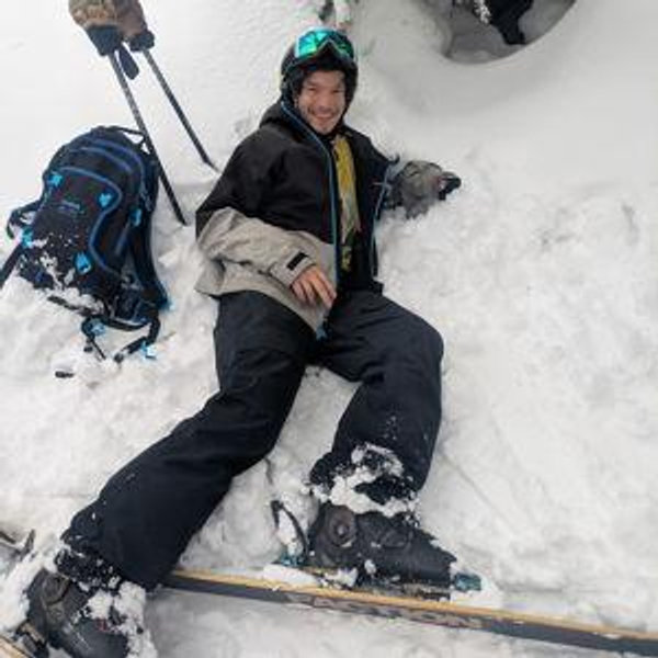 "Pay to see Arnuad do a cool ski trick" fund