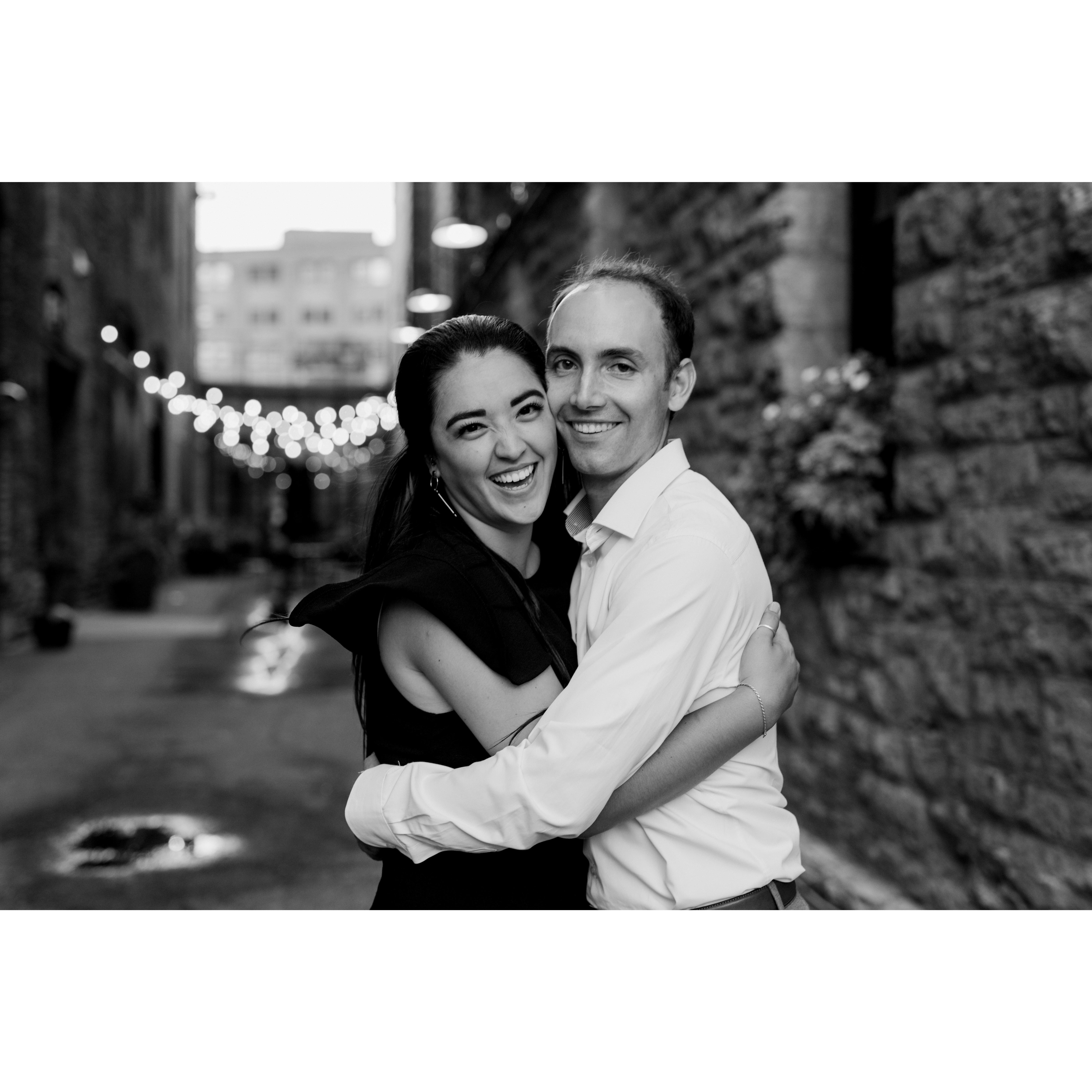 Engagement photos - Minneapolis North Loop (2020)