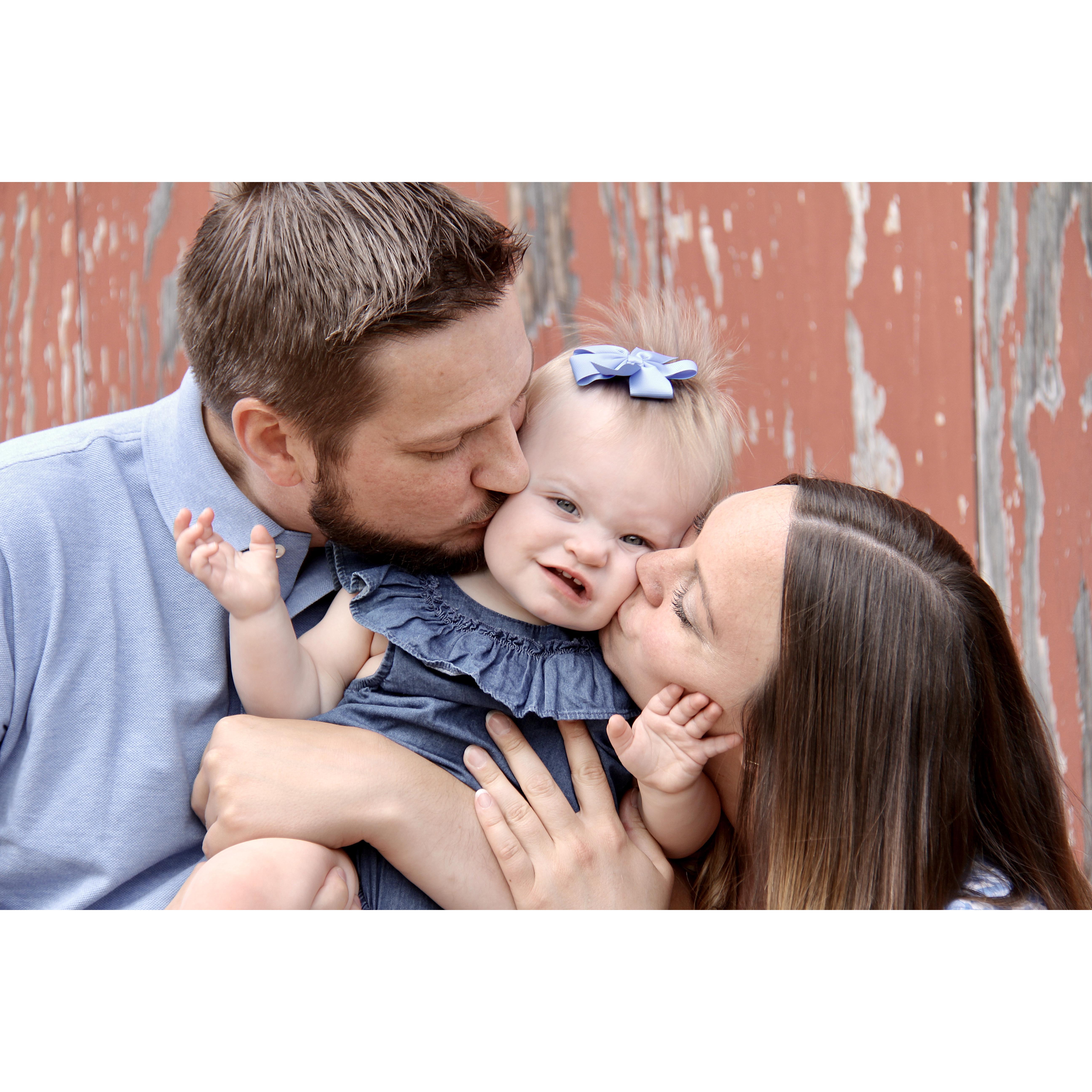 Parker’s 1 year old pics ❤️