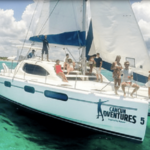 LUXURY SAILING TO ISLA MUJERES