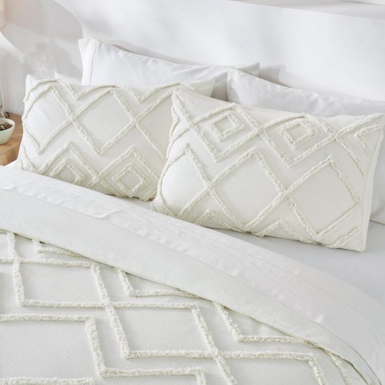 White Textured Duvet Cover & Shams Set | King Size