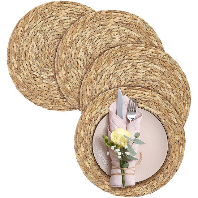 Aneco 4 Pack 13.8-Inch Round Woven Placemats Natural Hand-Woven Boho Rattan Wicker Bulrush Placemat Farmhouse Rustic Braided Table Mats for Dining & Kitchen Decor