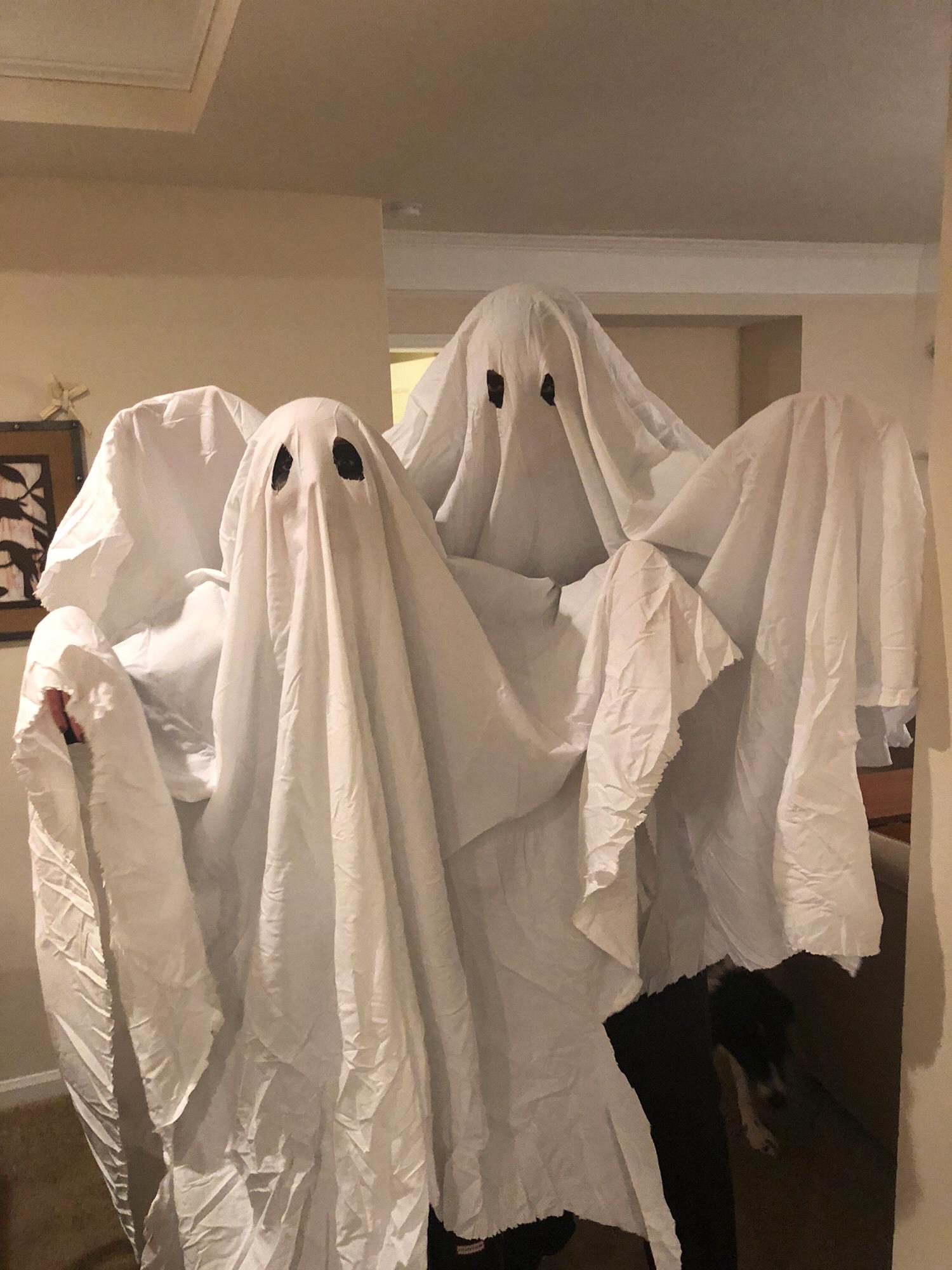 We have too much fun being goofy together 👻