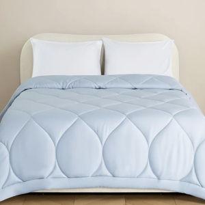 Queen Cloud Comforter - Porcelain