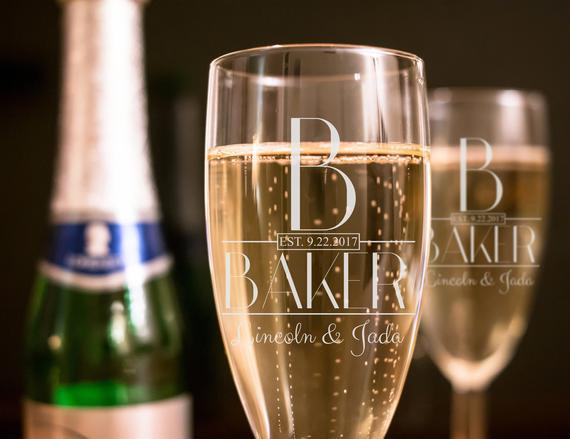 Set of 2 - Custom Initial, Names & Date Wedding Toasting Flutes - Personalized Toasting Flutes - Personalized Wedding Glasses - A