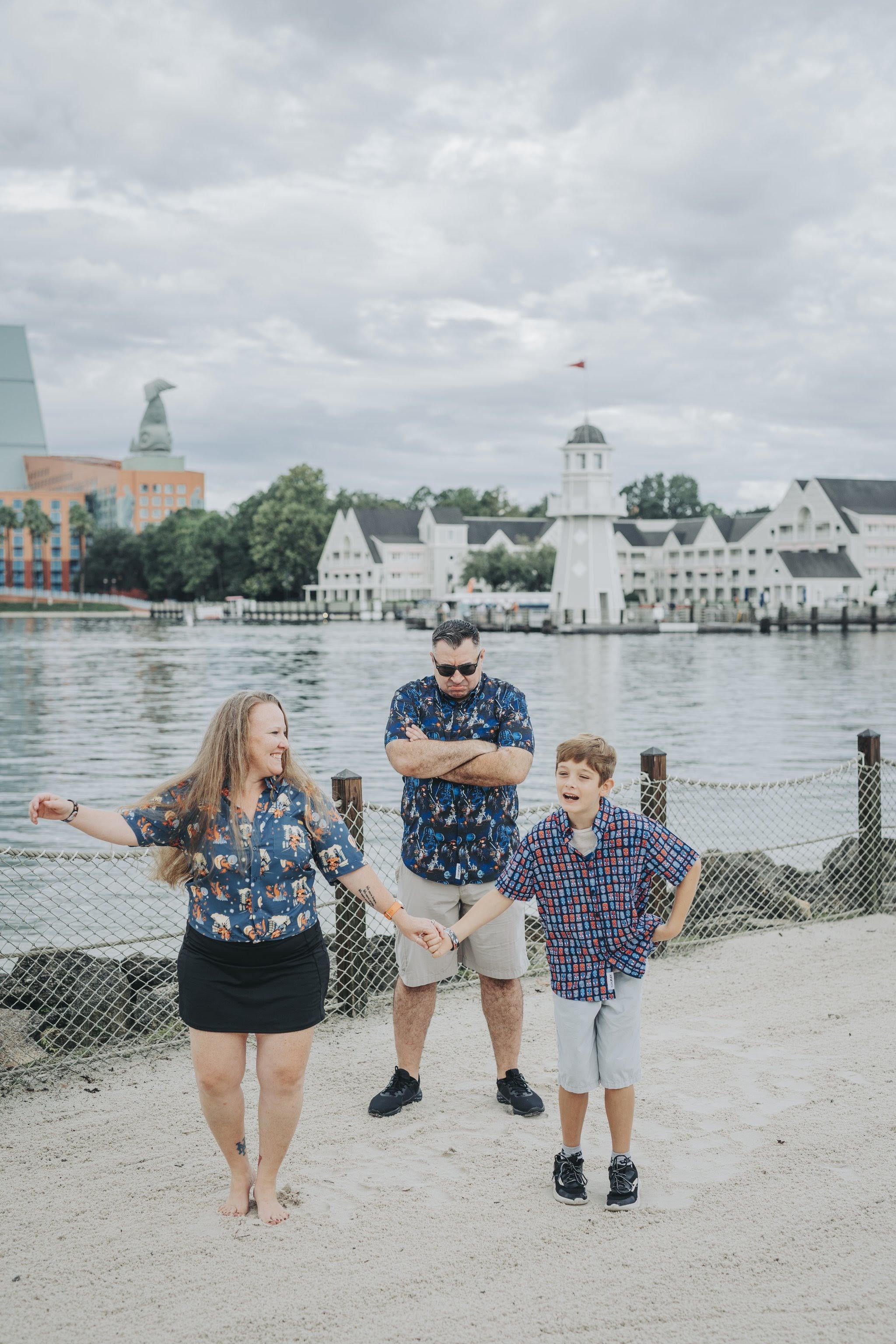 The Wedding Website of Becca Carr and Thomas Grom