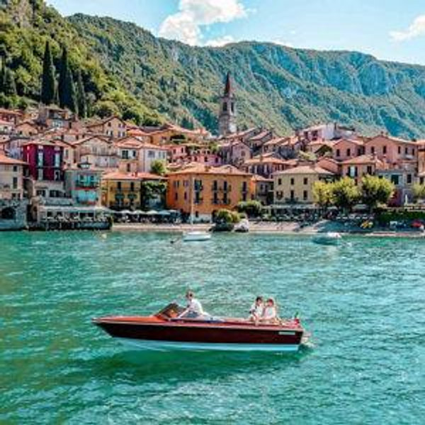 Boat Rental in Lake Como