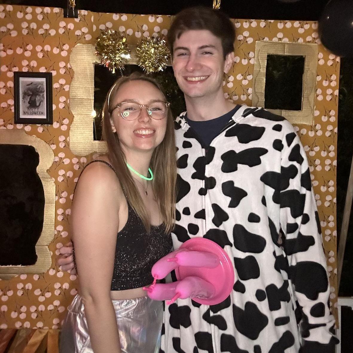Just an alien and her cow