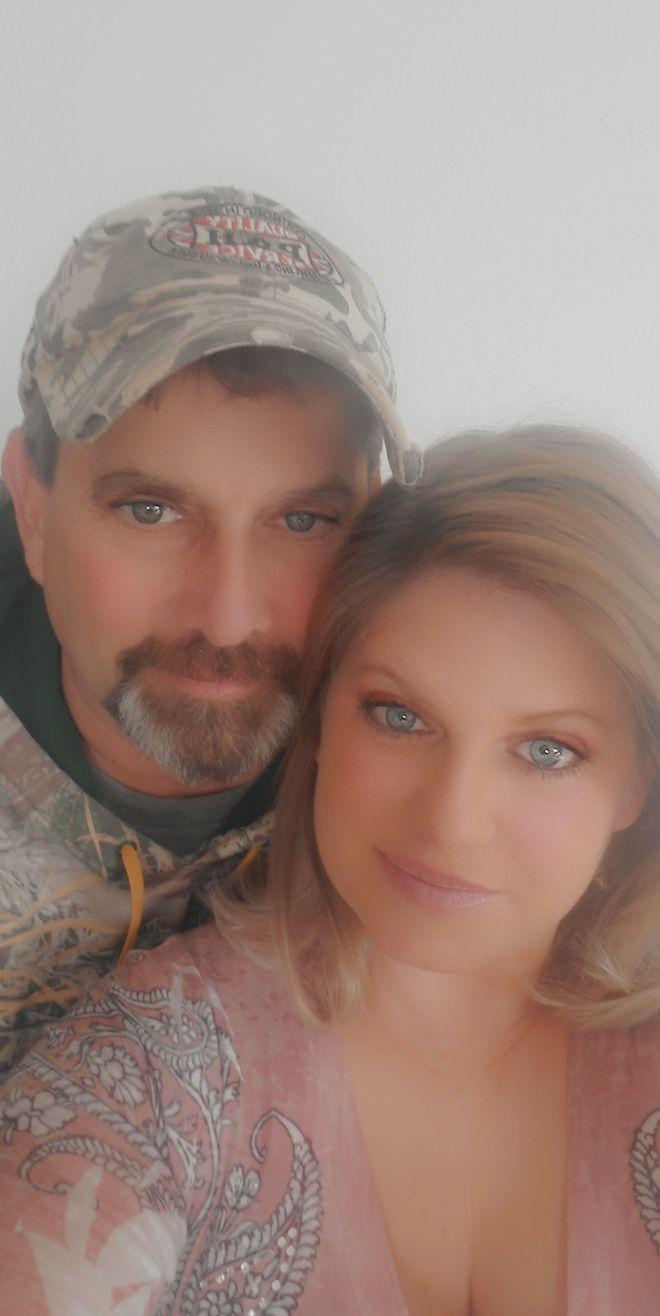 The Wedding Website of Jessica Hanten and Frank Dickenson