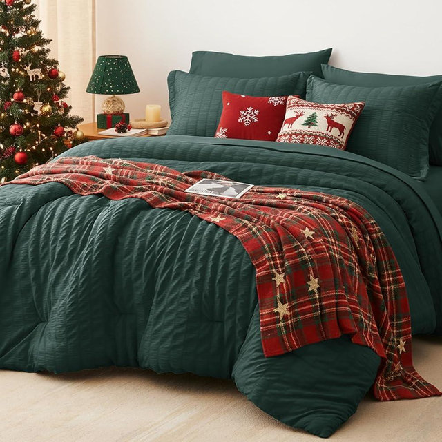CozyLux Queen Comforter Set Forest Green Seersucker 7 Pieces Bed in a Bag Queen Comforter Set with Sheets, Luxury Bedding Sets with Down Alternative Comforter, Sheets, Pillowcases & Shams All Seasons