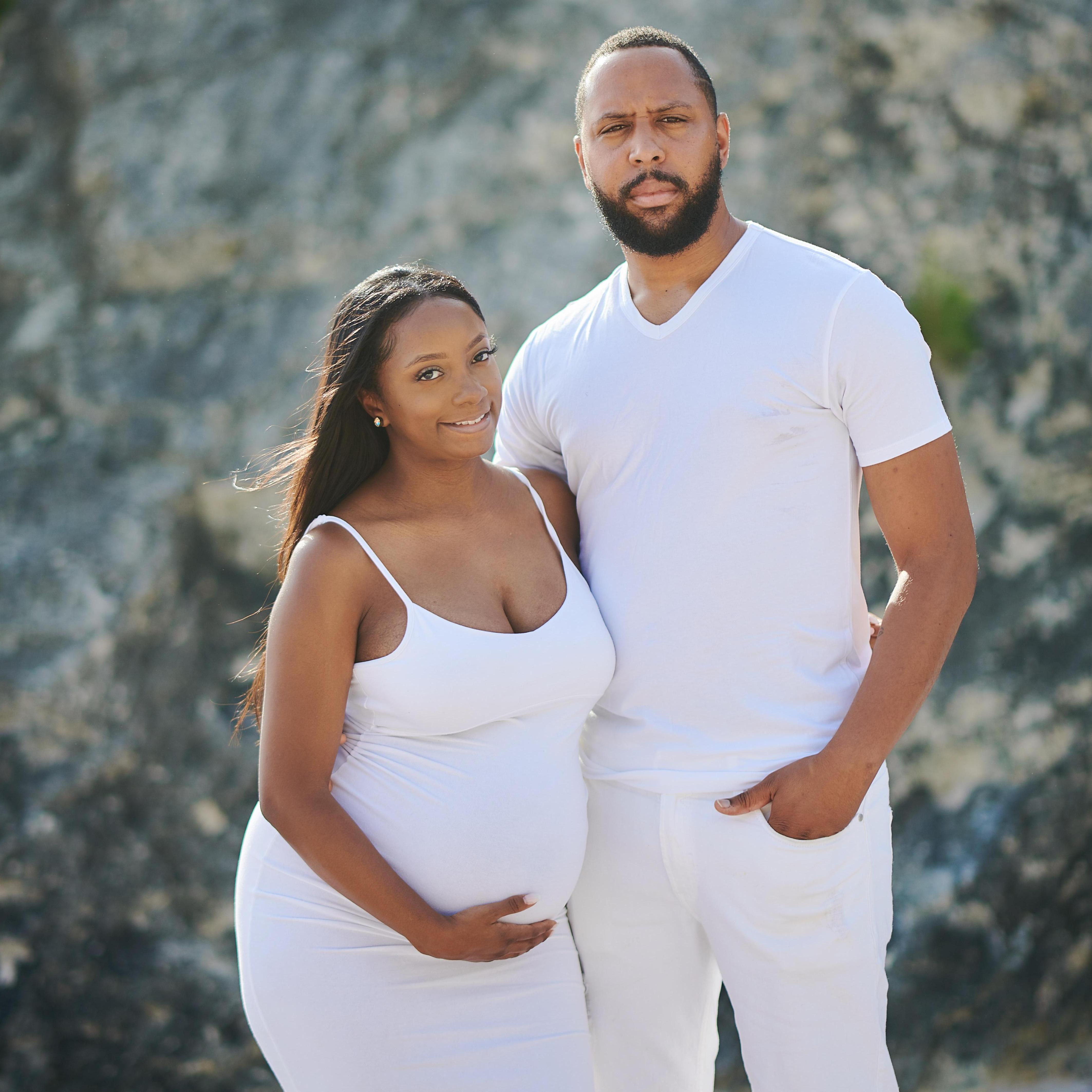 Our baby moon and maternity photoshoot in Bermuda!