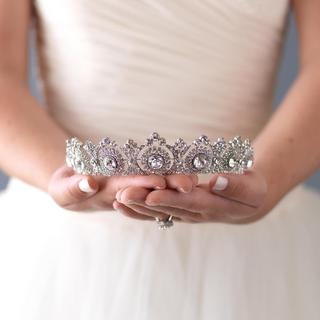 Joelle Vintage Crown