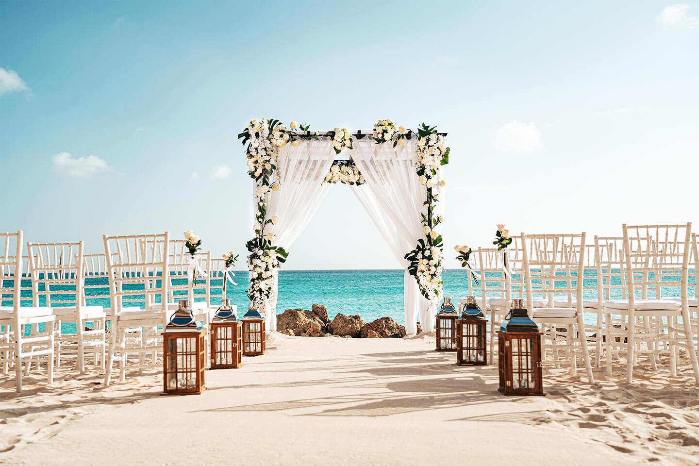 The Wedding Website of Emma Gifford and Tyler Dexter
