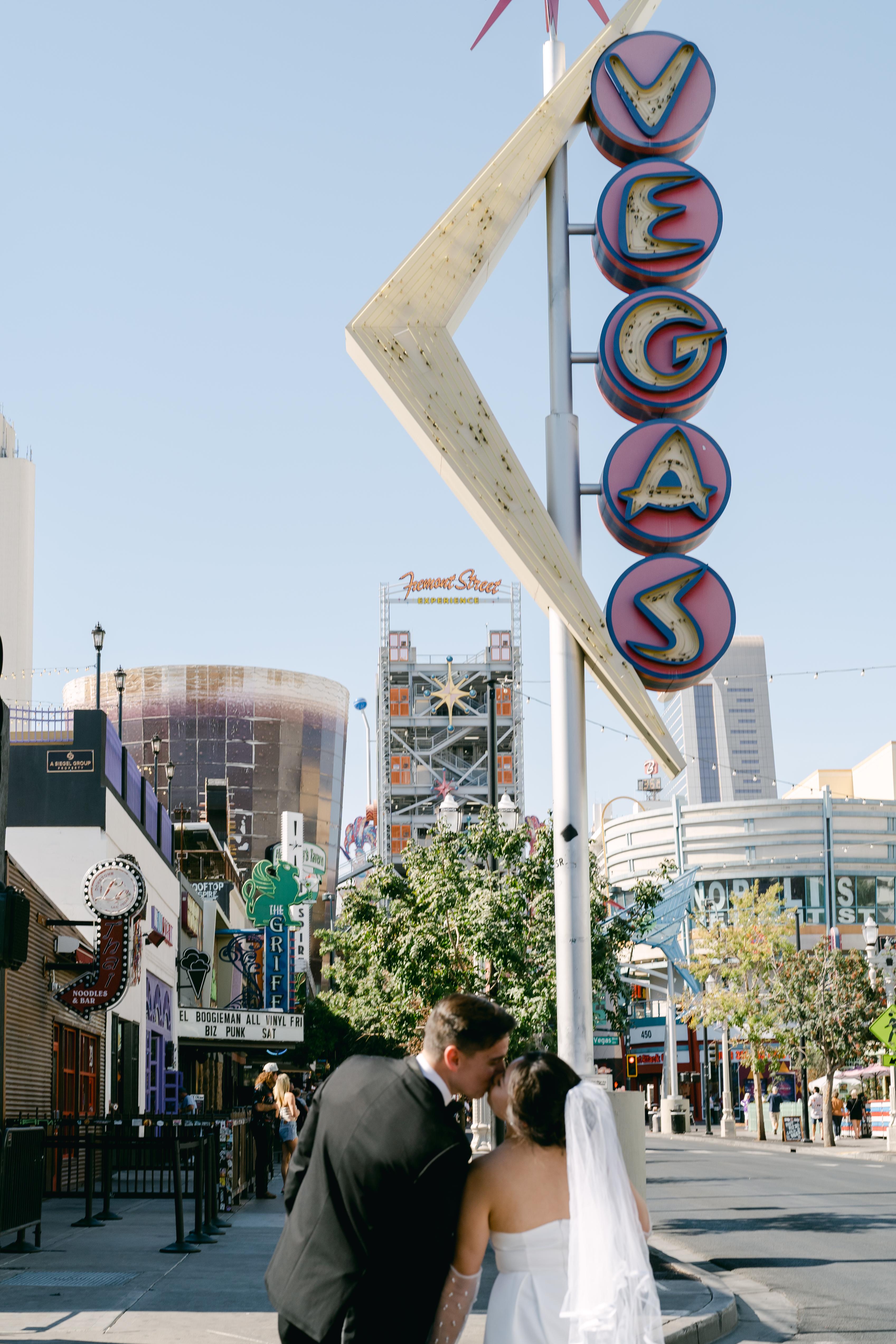 The Wedding Website of Stephanie Lieng and Ryan Leeka