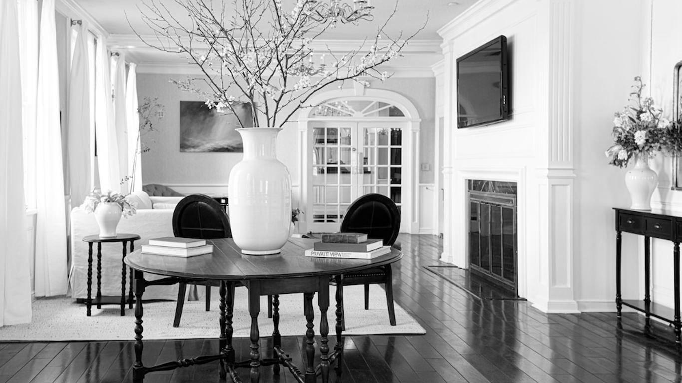 The Wedding Website of Elise DeEsso and Justin Christensen