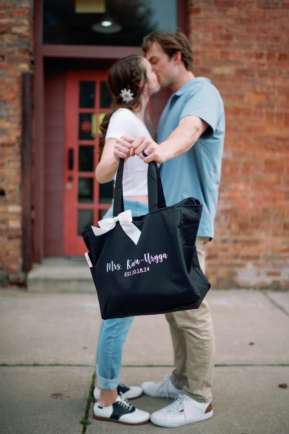 The Wedding Website of Alexa Kava and Eric Uryga