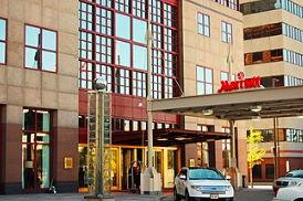 The Wedding Website of Lindsey Scarton and Colin McNamara