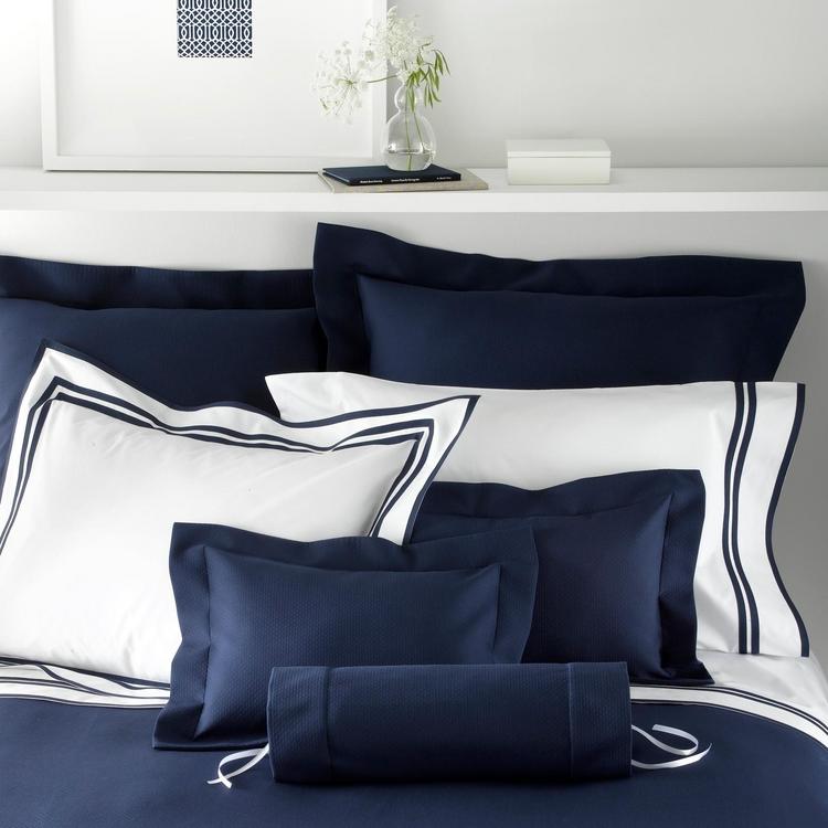 Elliot Coverlet