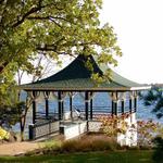 Noerenberg Memorial Gardens - Three Rivers Park District