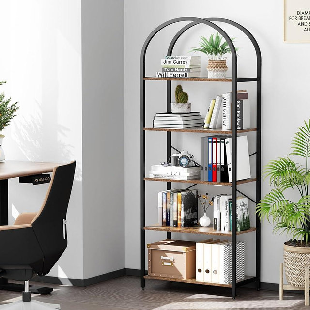 Homhedy 5-Tier Bookshelf Arched Display Racks, Wood and Metal Bookcase, Tall Bookshelf, Industrial Display Standing Shelf Unit, for Home Office, Living Room, Bedroom, Bathroom, Rustic Brown