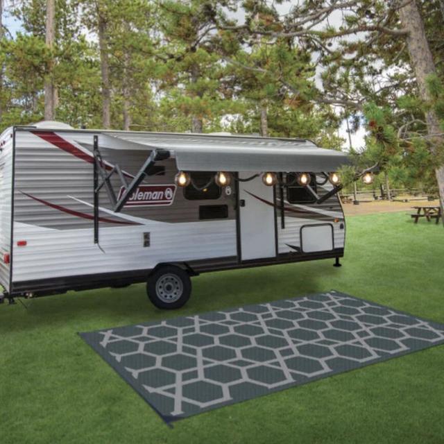 Reversible RV Patio Mat, Geometric Design