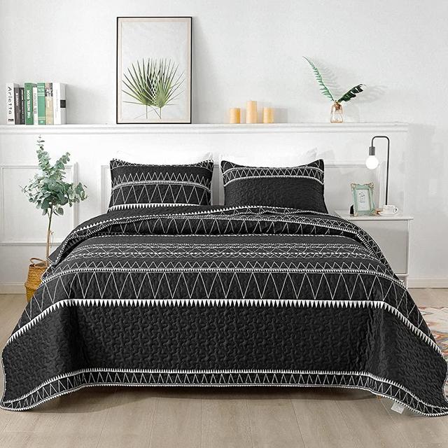 Andency Black Quilt Set Queen (90x96 Inch), 3 Pieces(1 Striped Triangle Printed Quilt and 2 Pillowcases), Bohemian Summer Lightweight Reversible Microfiber Bedspread Coverlet Sets