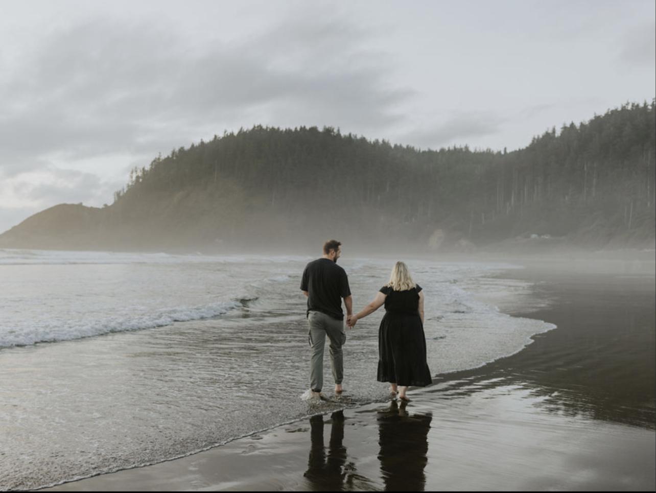 The Wedding Website of Emily Bettger and Drew Blythe