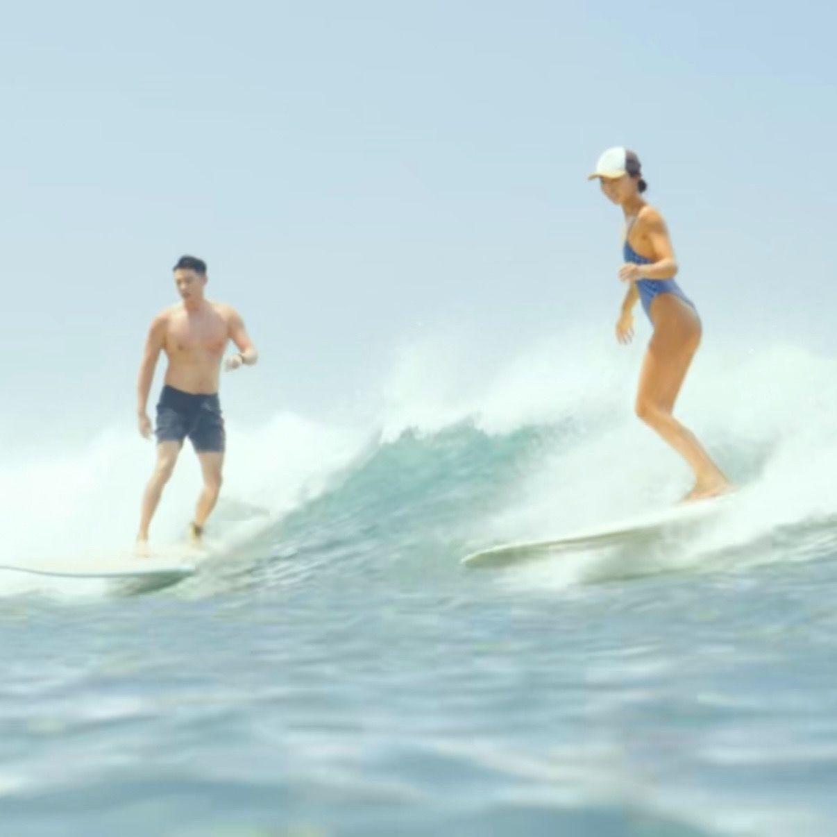 june 2023: met surfing in hawai'i
