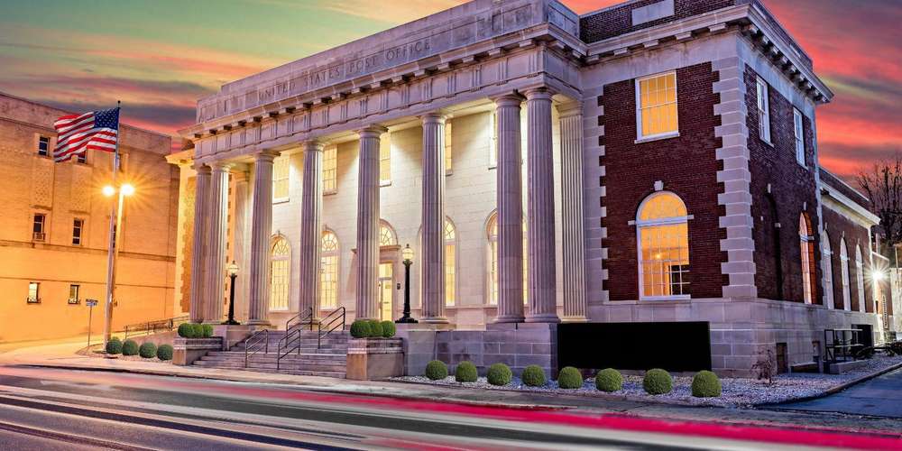 The Historic Bristol Virginia Post Office Wedding Venues Zola