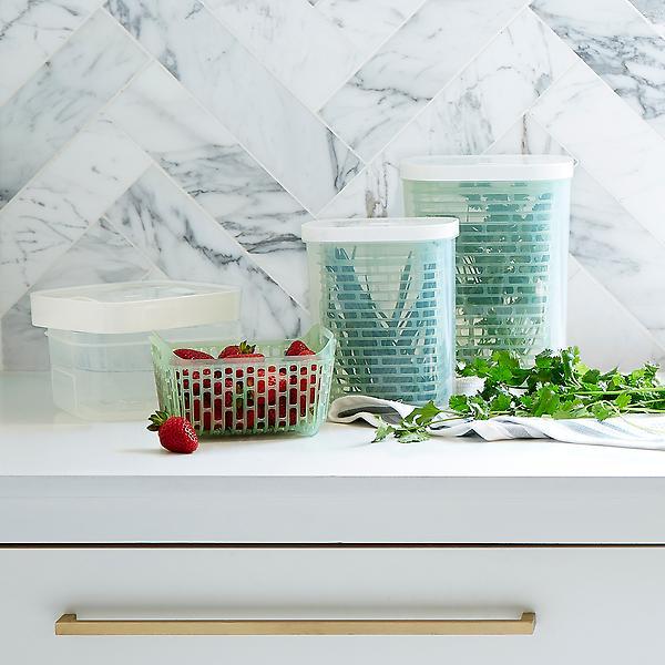 OXO 4.3 qt. greensaver Produce Keeper