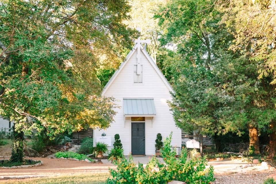 The Wedding Website of Luke Griffith and Mika Williams