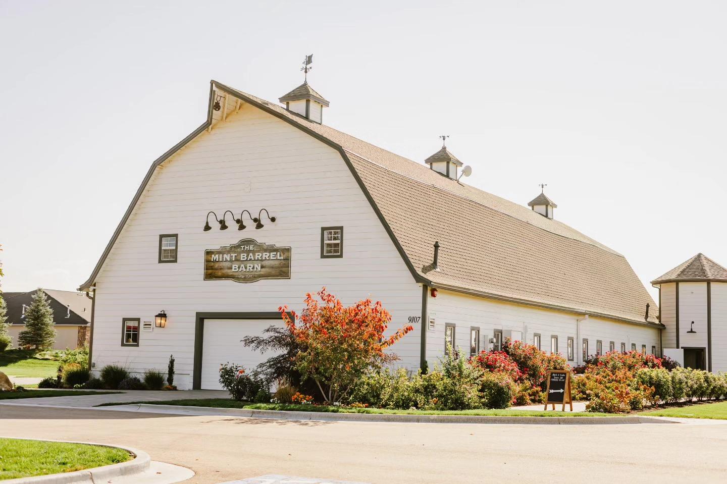The Wedding Website of Jill Van Landghen and John Vraspir