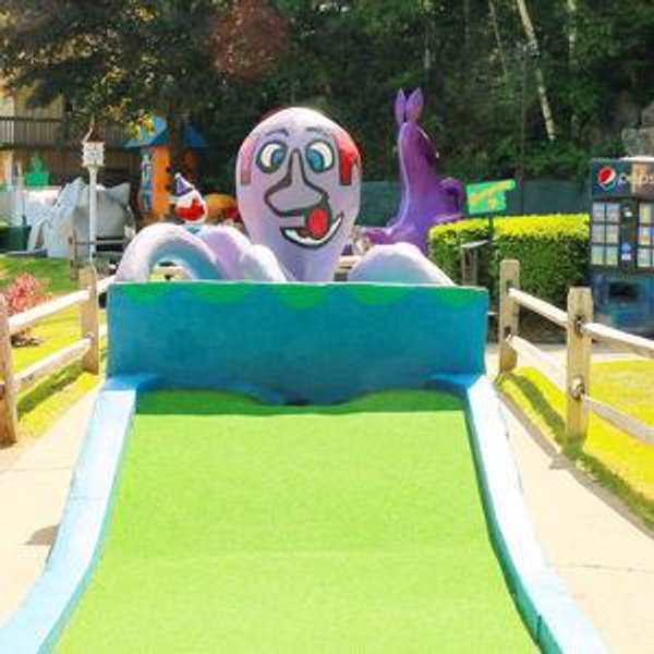 Mini Golf Tour