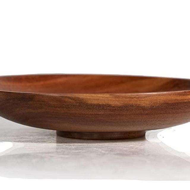 Hand Crafted Wood Bowl Round Wood Plates Dinner Plates Wooden Serving Tray for Food Fruits Kitchen Easy Cleaning Gift