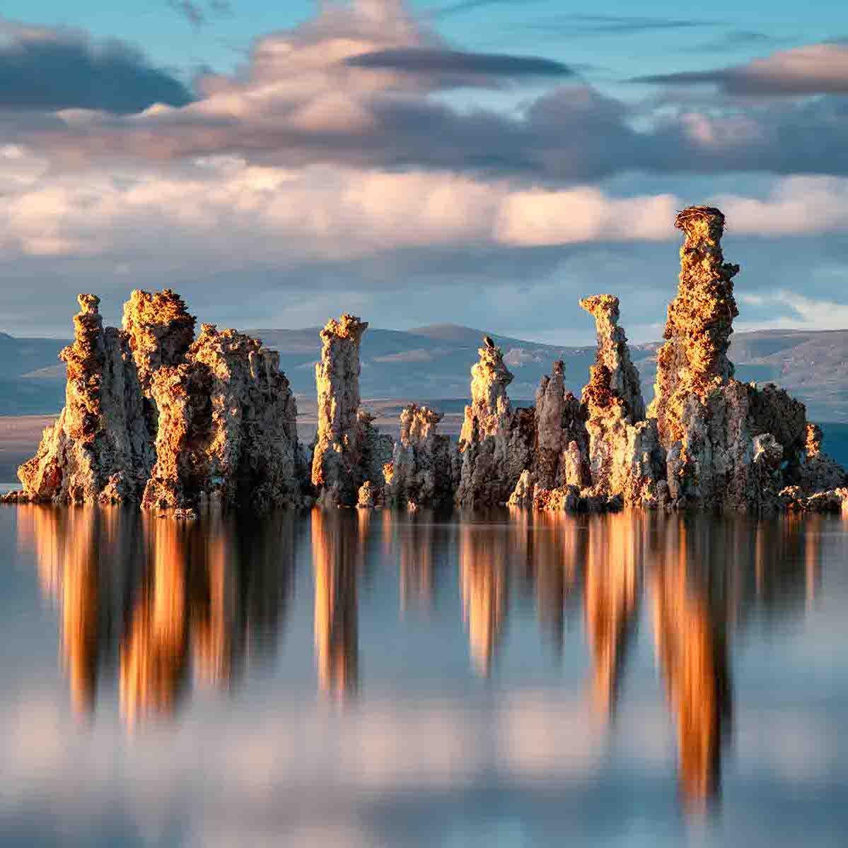 Mono Lake tufa towers