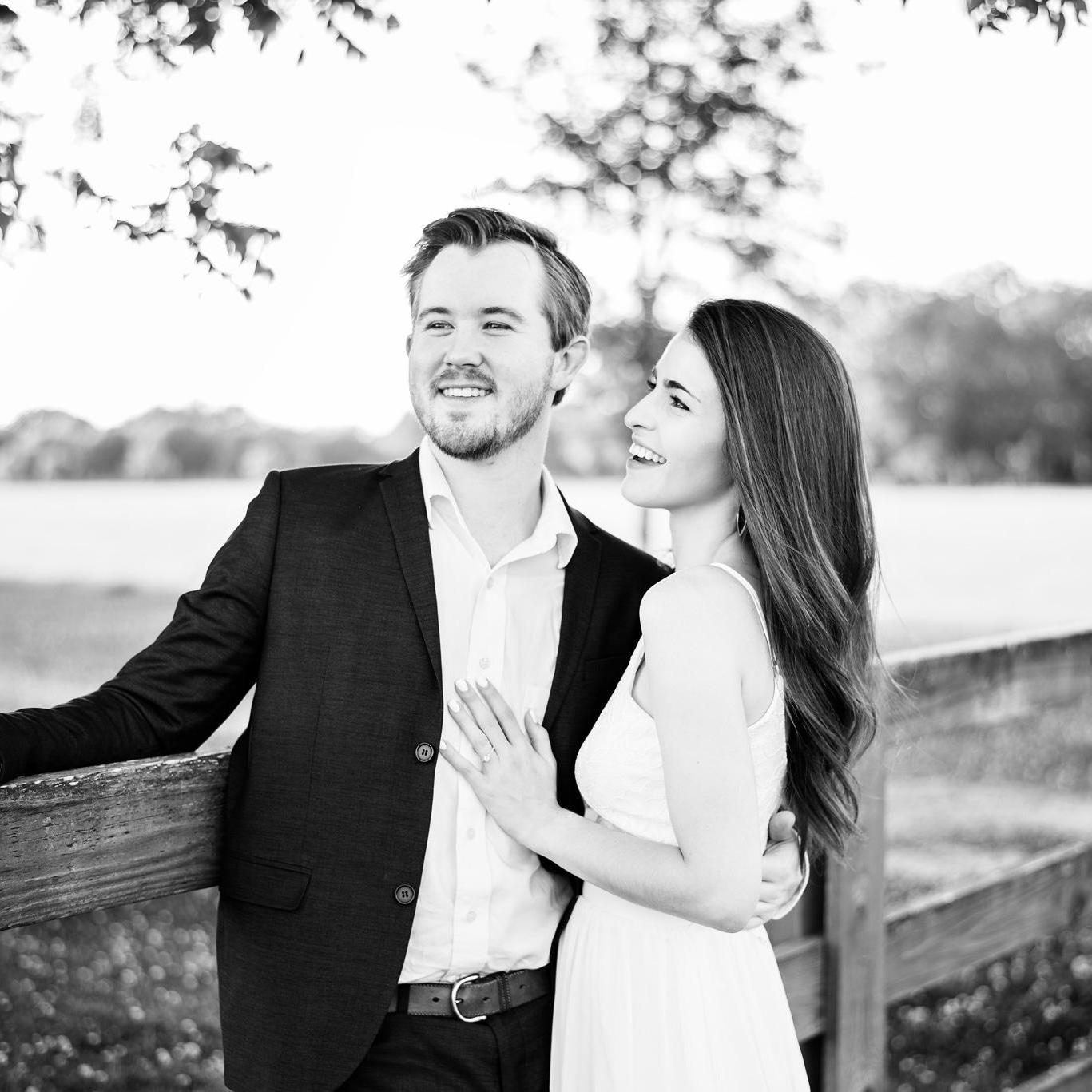 Engagement Pictures by Andrew Swindle Photography