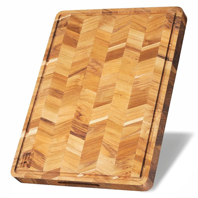 EZ FURNITURE 20"L x 15"W x 1.25"Th Herringbone Premium Wood Cutting Board, End Grain with Juice Groove and Handles, Knife Friendly, Suitable for Chopping, Aesthetics for The Kitchen