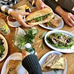Deane's Market & Deli