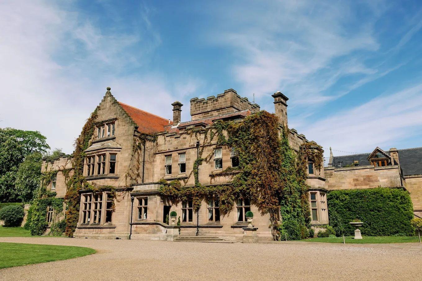 The Wedding Website of Alex James and Jacqui Wilson