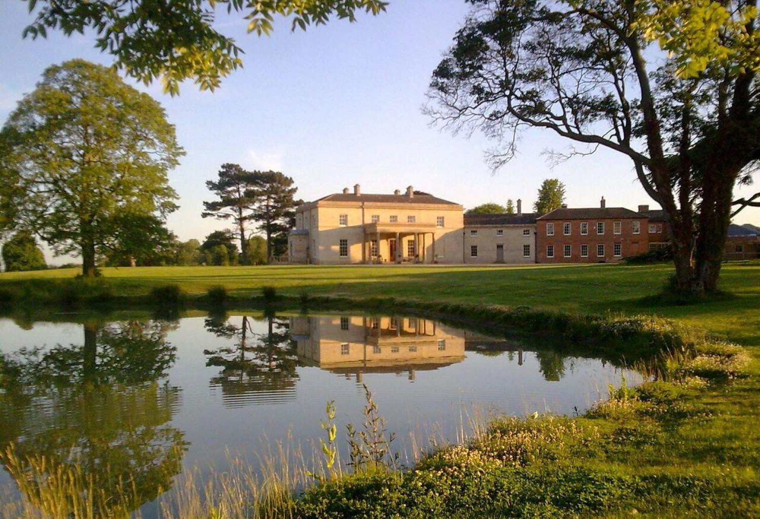 The Wedding Website of Lewis Ward and Jessica Fu