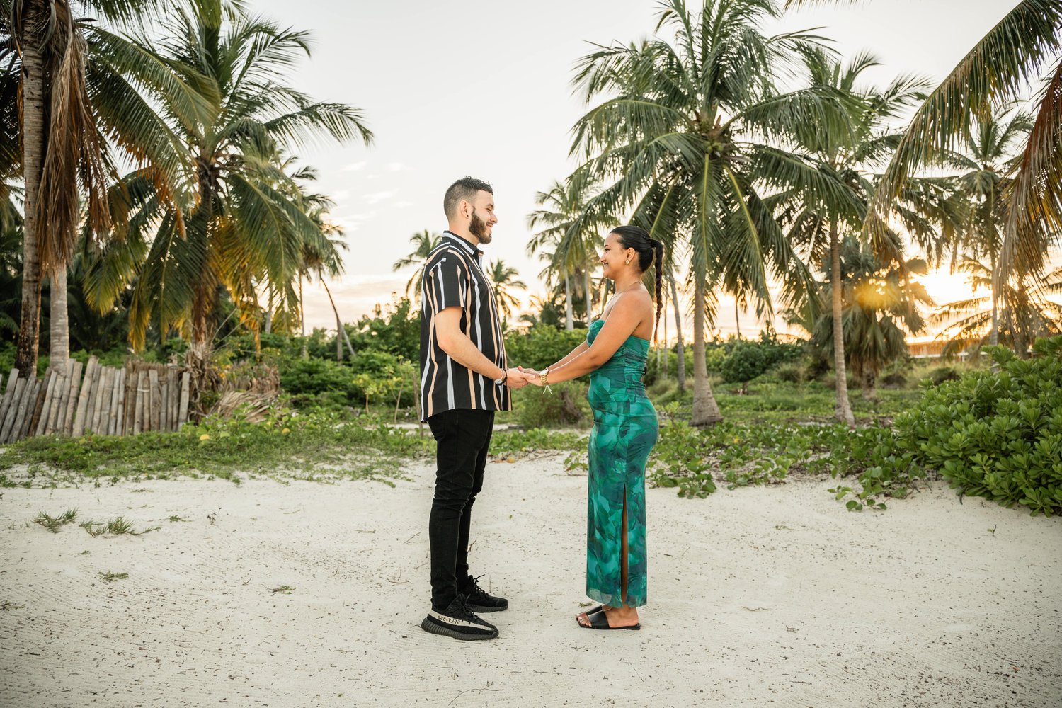 The Wedding Website of Rochelle Oscar-Few and John Pappalardo