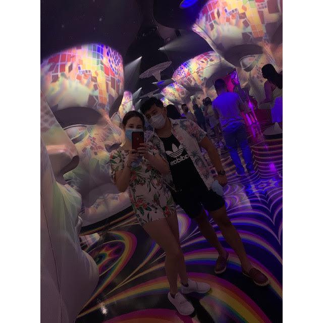 Let's not pretend we don't look awesome. We blend right in with the background